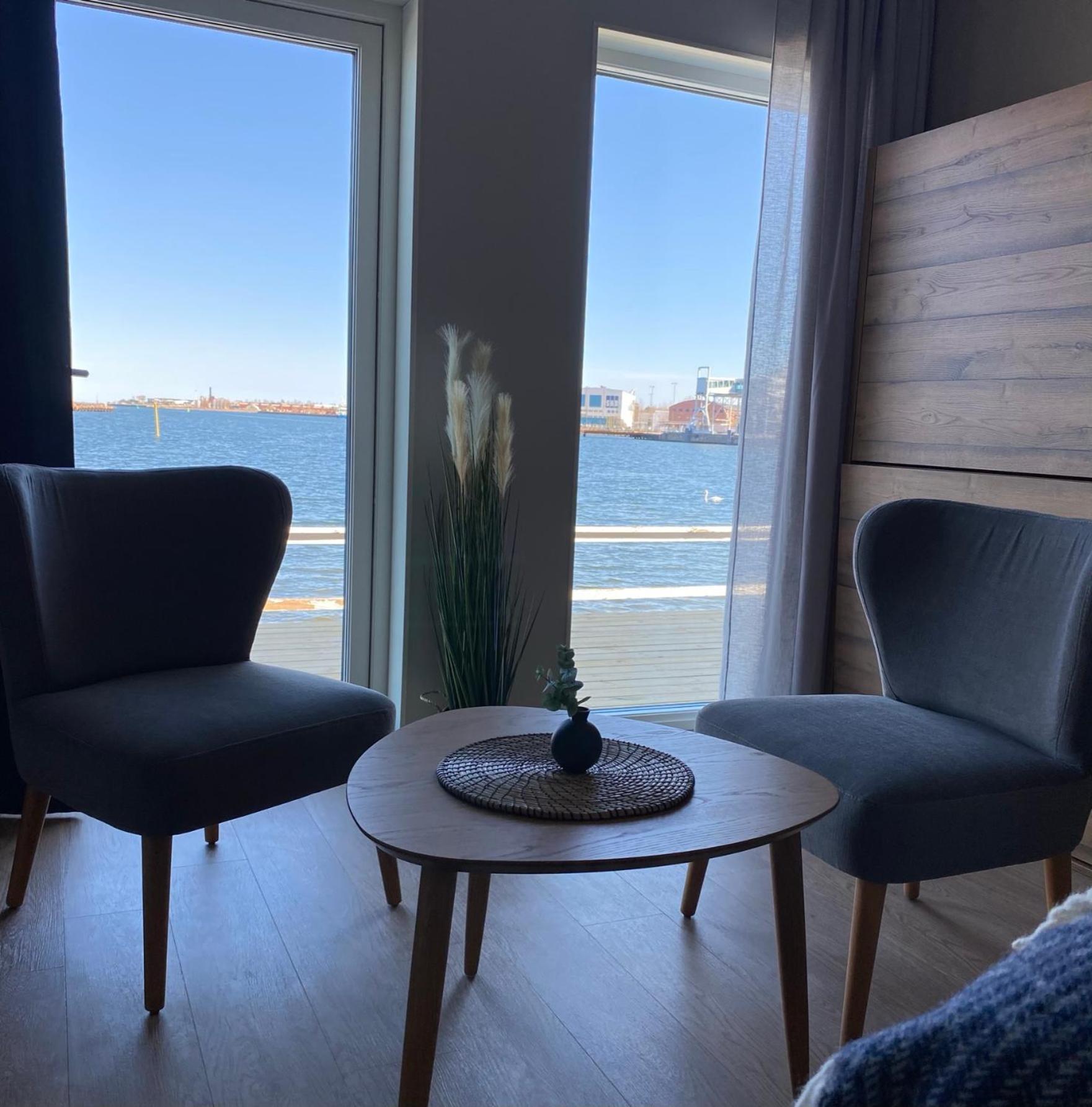 אוסקרשאם Badholmen Restaurang & Hotell מראה חיצוני תמונה